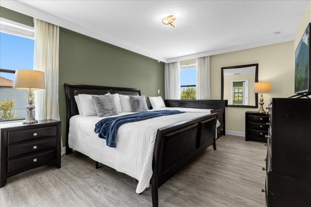 5 Bedrooms - 4,5 Bathrooms - Champions Gate 1416 Ww Orlando