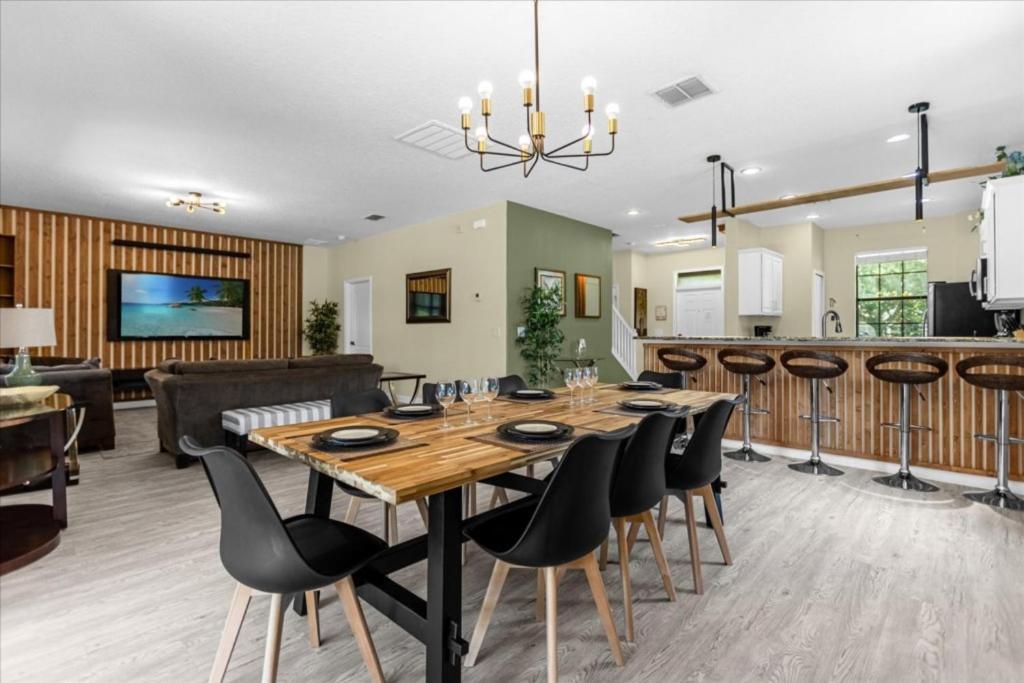 Holiday home 5 Bedrooms - 4,5 Bathrooms - Champions Gate 1416 Ww *