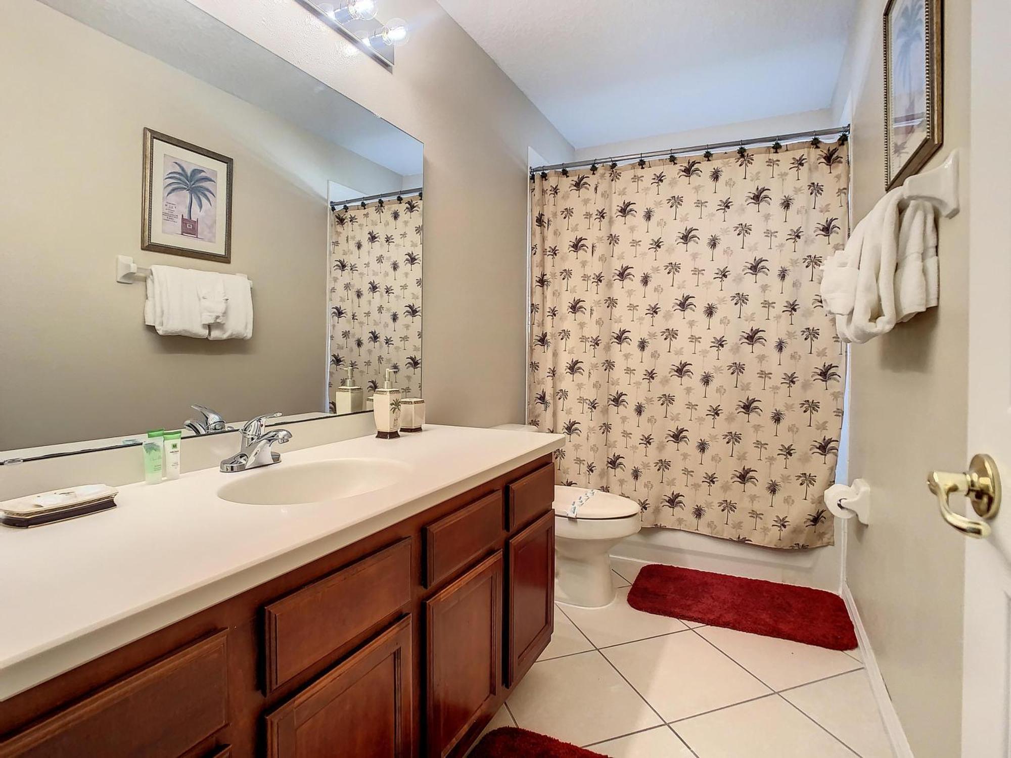 Fantastic 7 Bed 6 Bath In Prestigious Gated Comm. Orlando