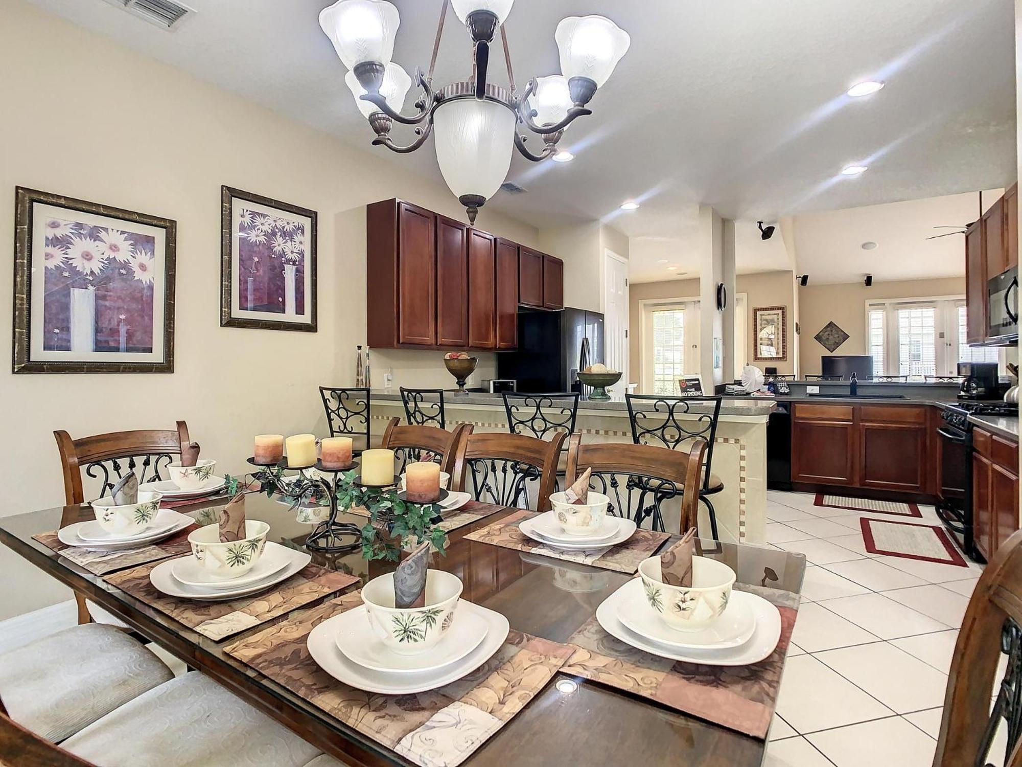Fantastic 7 Bed 6 Bath In Prestigious Gated Comm. Orlando