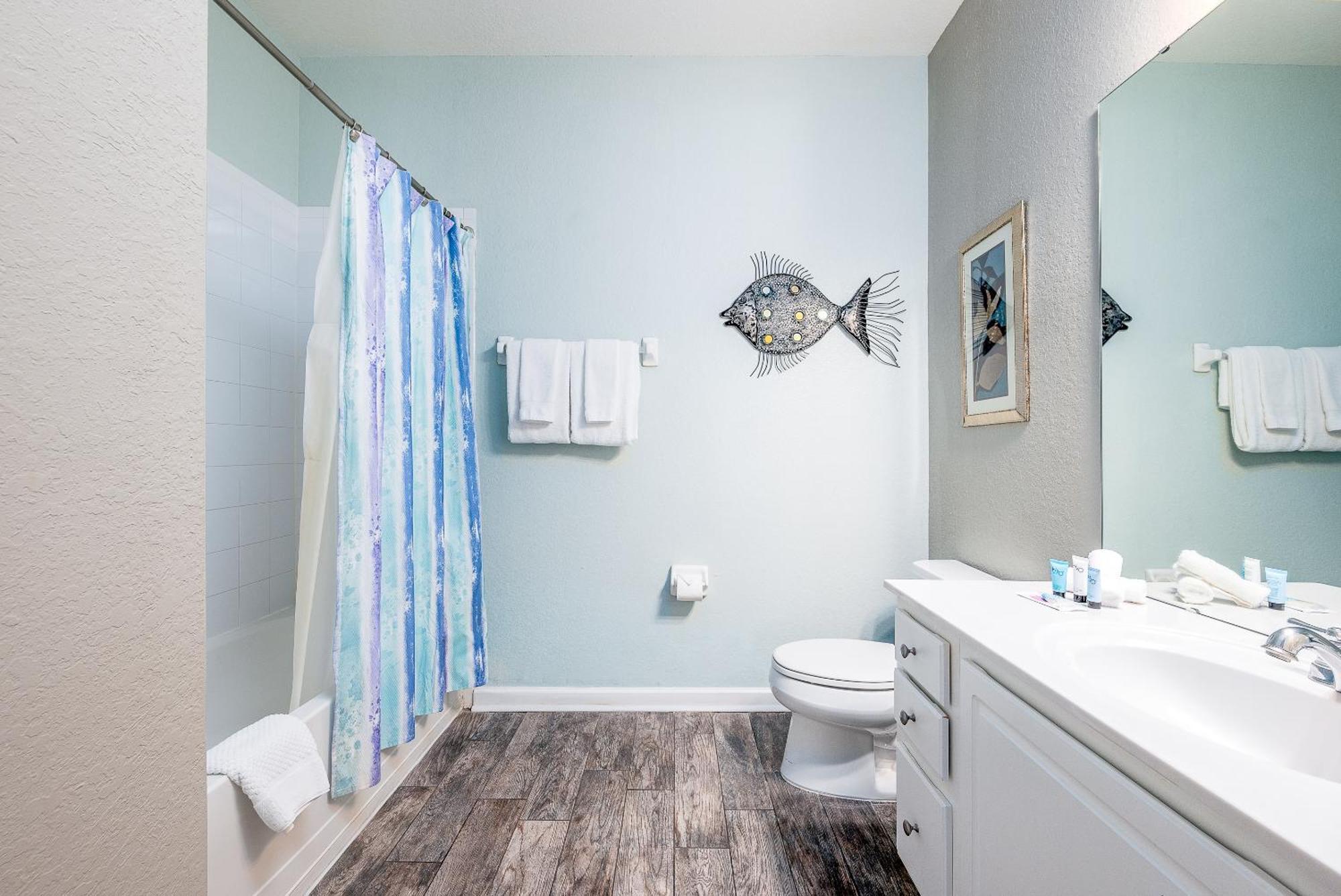 Apartment Cayview Avenue Unit 103