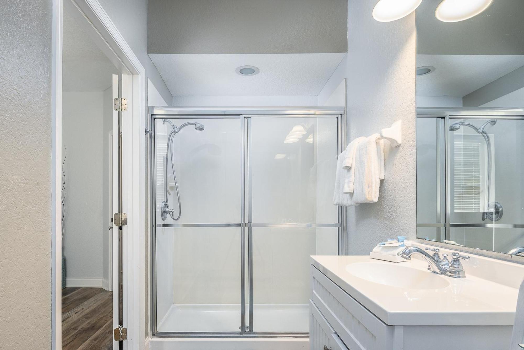 Tideview Circle Unit 38 Apartment