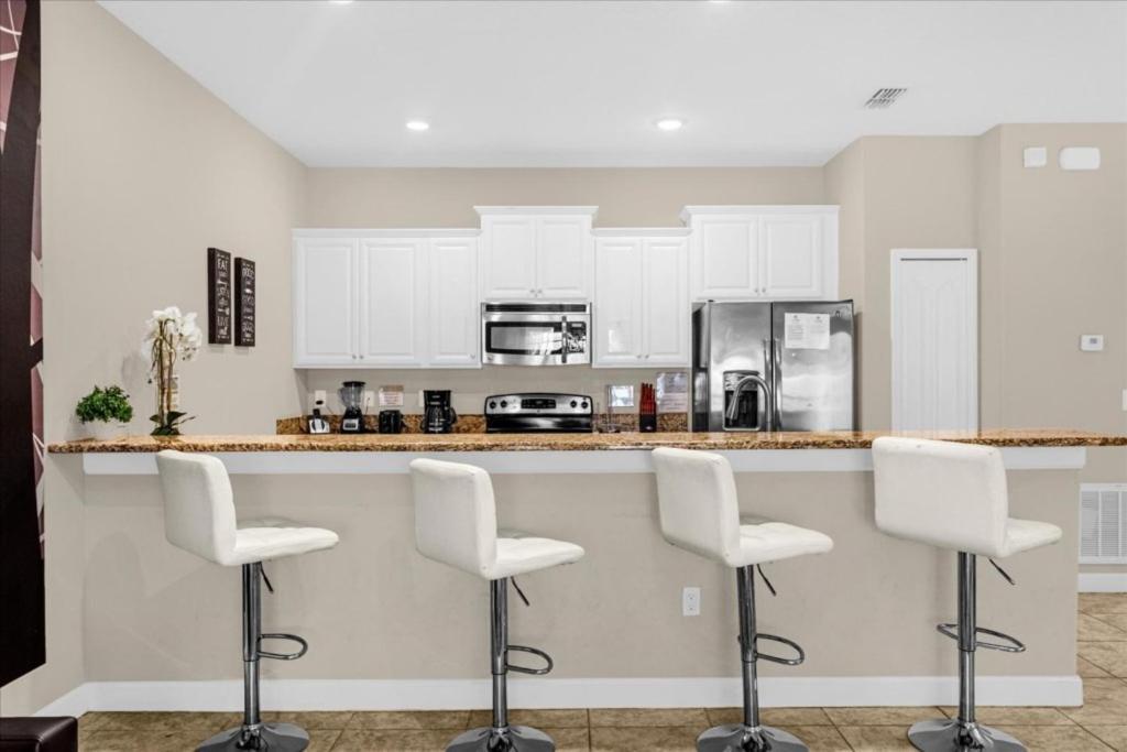 Holiday home 4 Bedrooms - 3 Bathrooms - Paradise Palms 2951 Bp Orlando