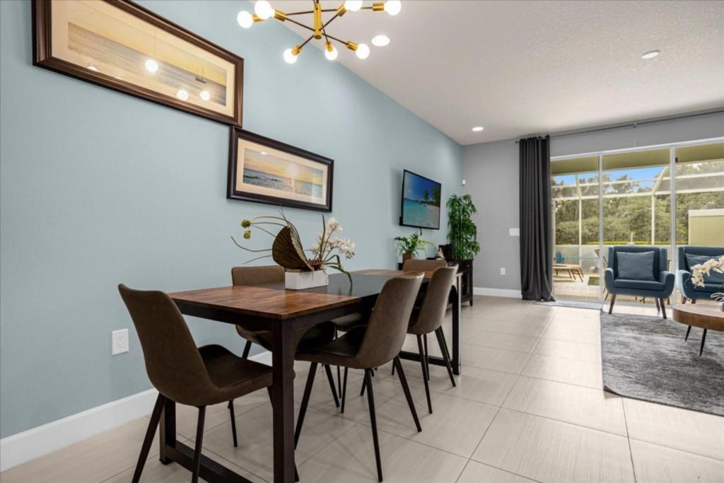Holiday home 3 Bedrooms - 3 Bathroom The Retreat 1523 Rc *