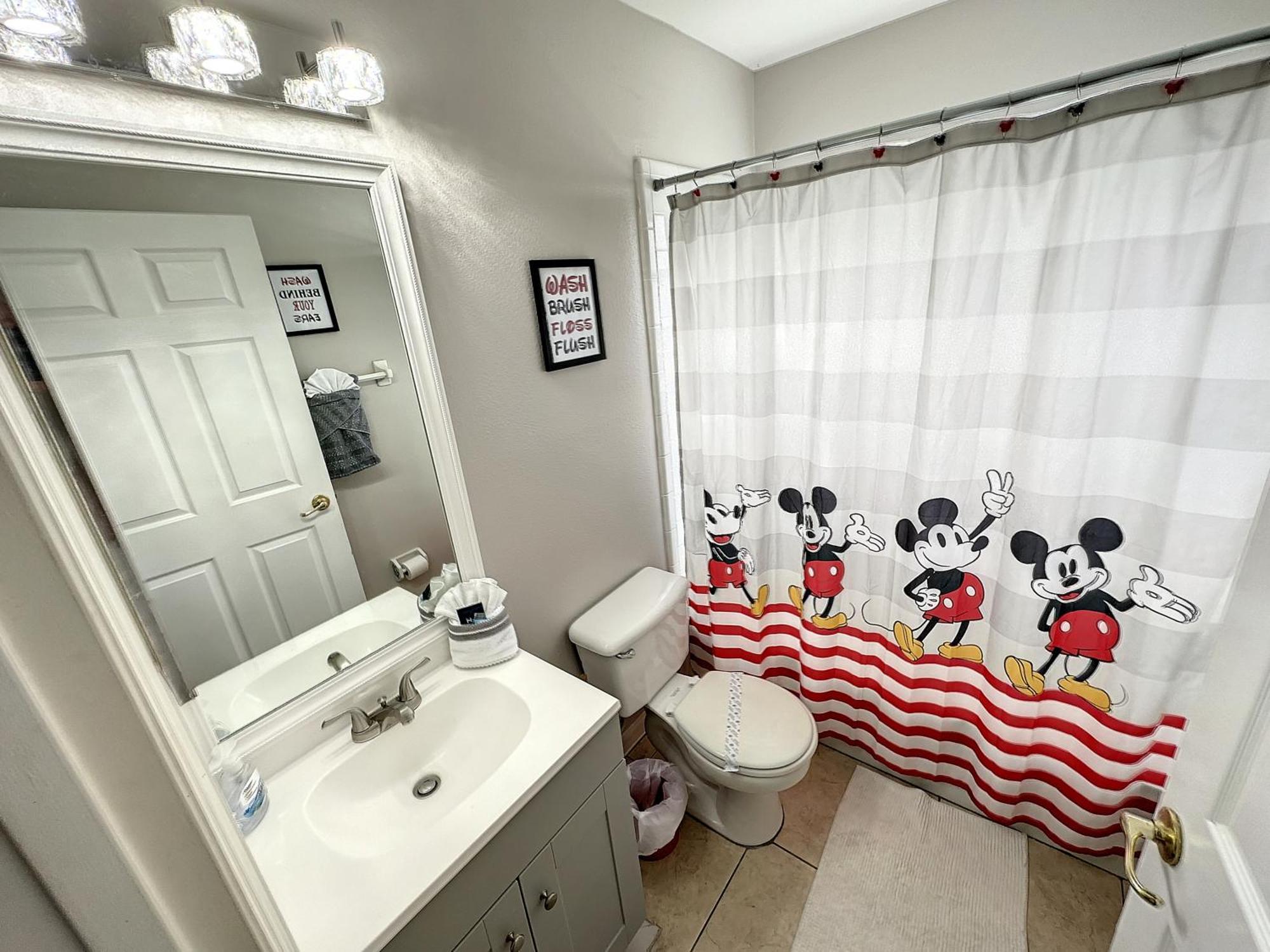 Mickey Funhouse, Pool, Fenced , Pets, Games