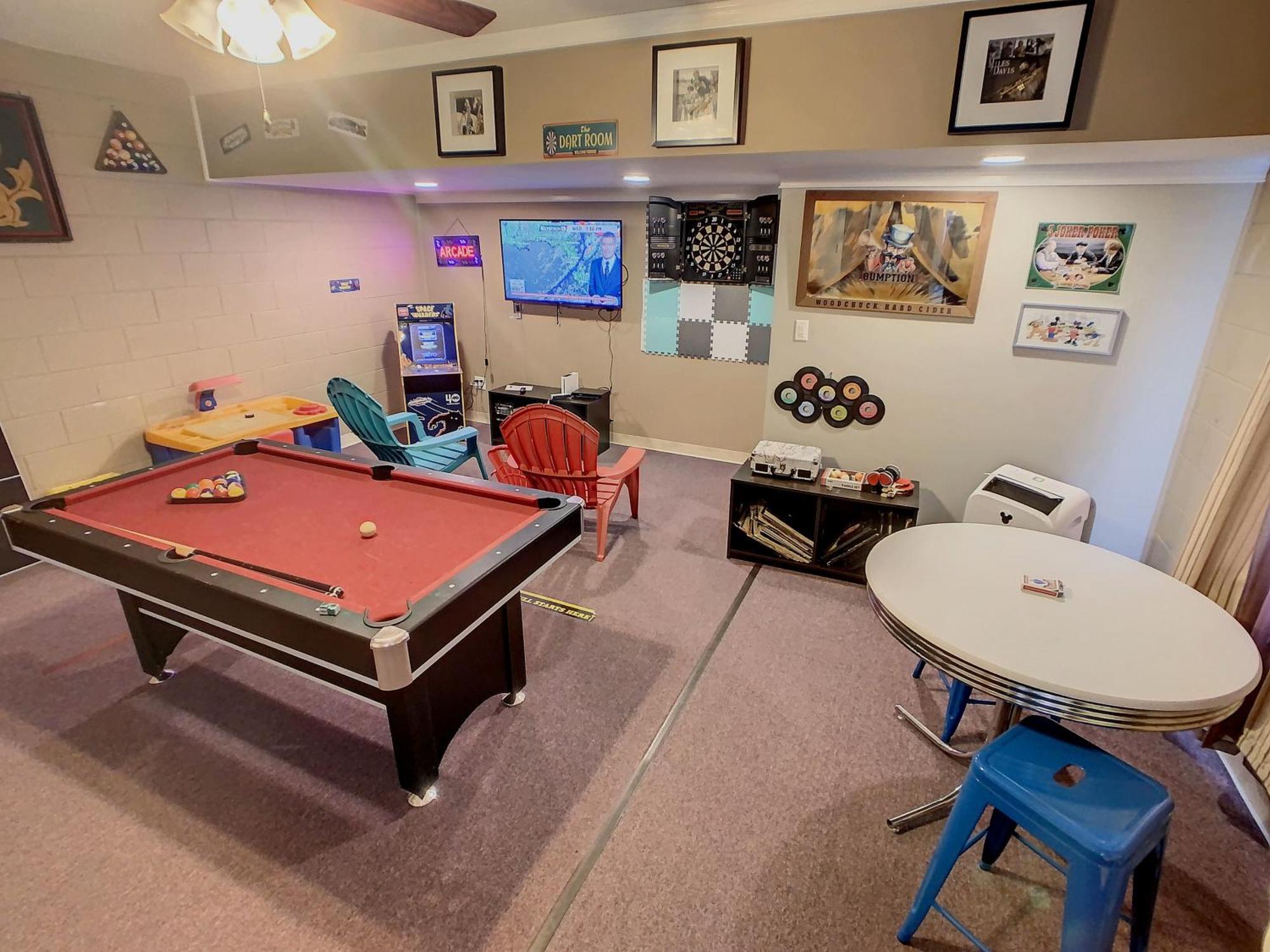 Mickey Funhouse, Pool, Fenced , Pets, Games Holiday home *
