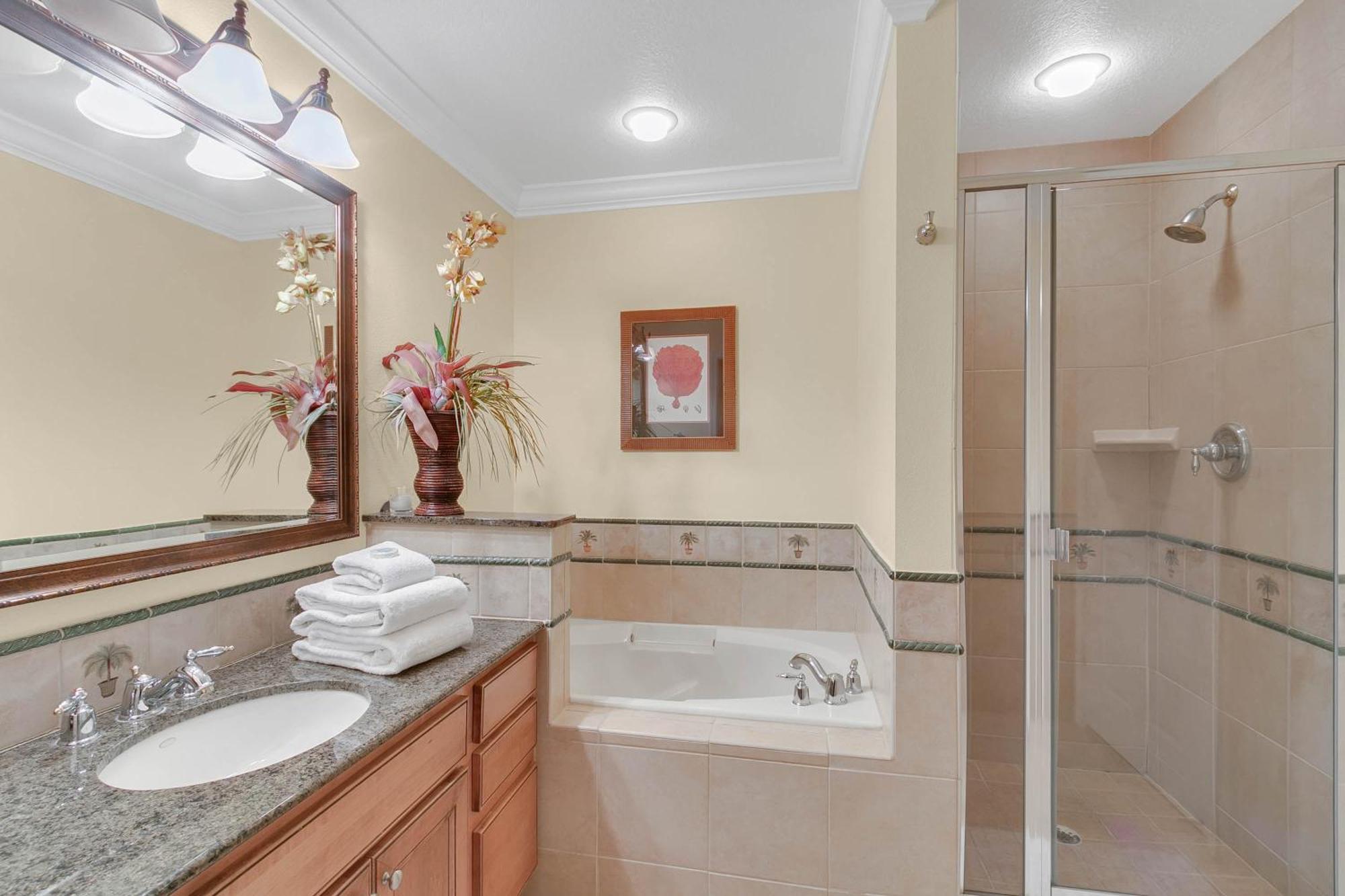 3 Bedrooms - 2,5 Bathrooms - Reunion 1589 Hc * Orlando