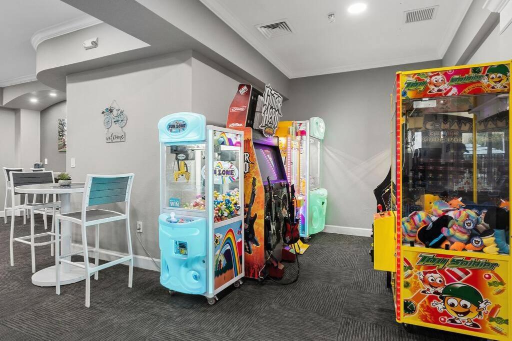 Immersive Themed In 4mi To With Game And Private Pool Orlando