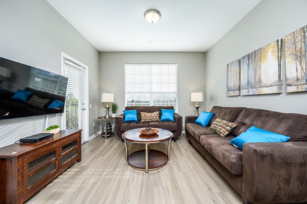 Beautiful Lakeview Condo, Vista Cay - 3013 Apartment Orlando
