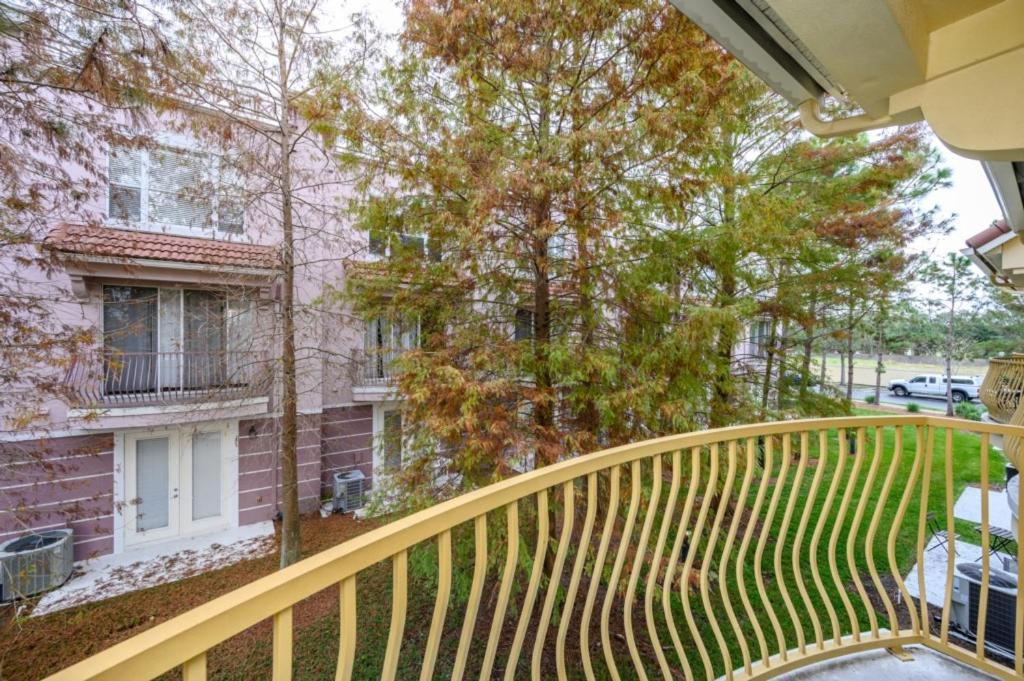 New Listing! Beautiful Townhome, Vista Cay 4019 *