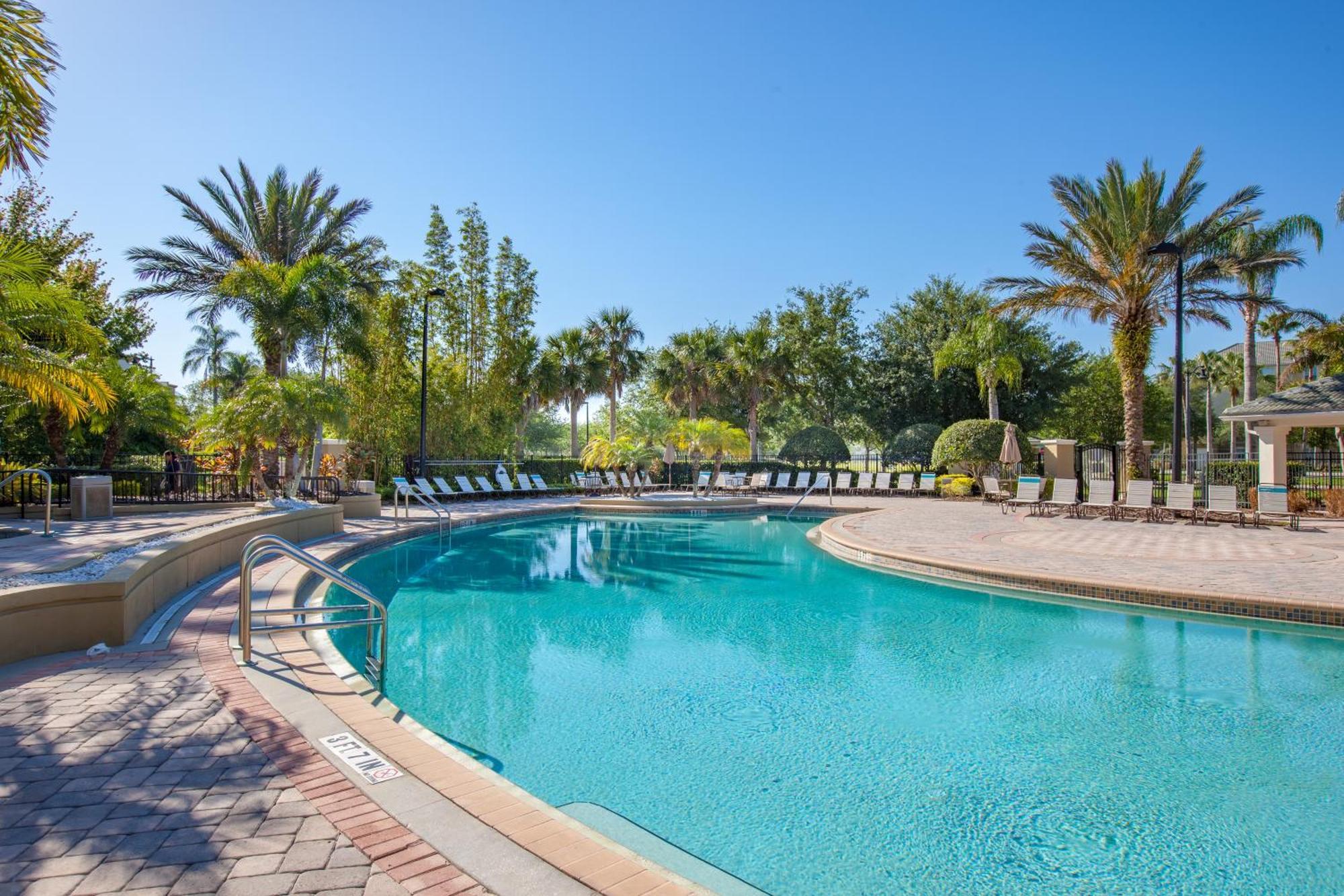 New Listing! Beautiful Townhome, Vista Cay 4019 Orlando