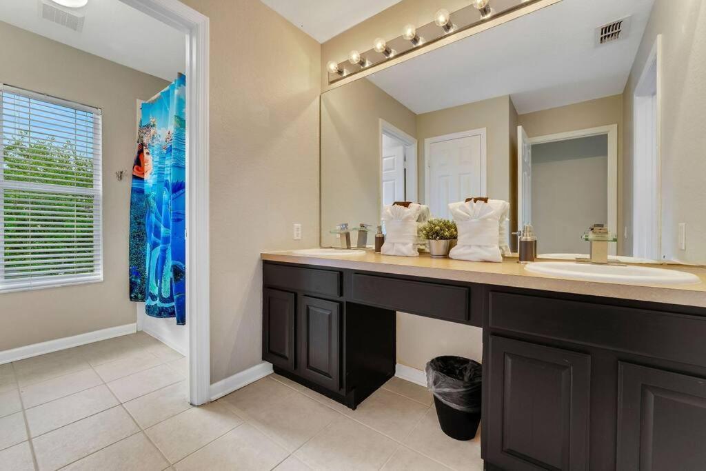 Immersive Themed In 4mi To With Game And Private Pool Orlando