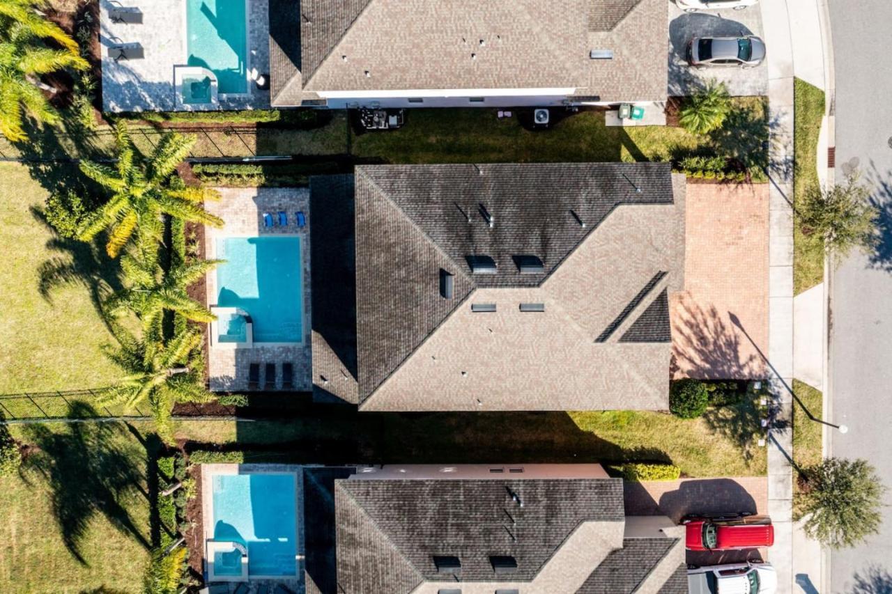 9-bedroom By World
