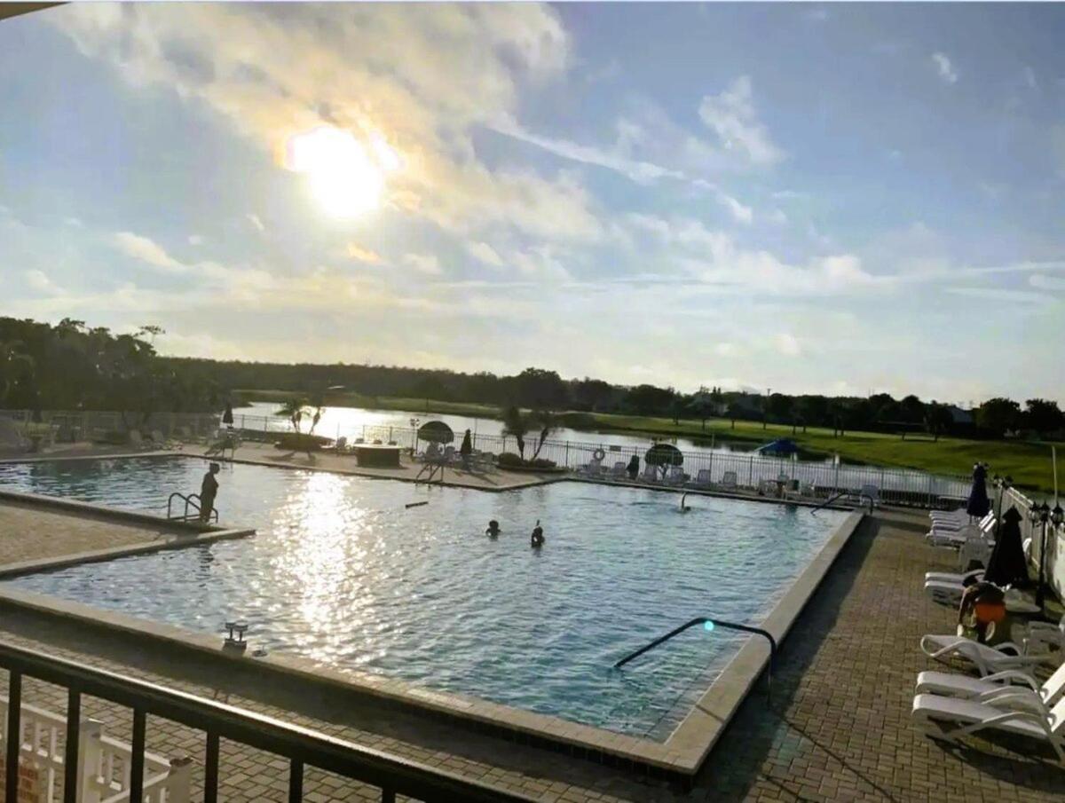 Ventura Village Grove Townhome * Orlando