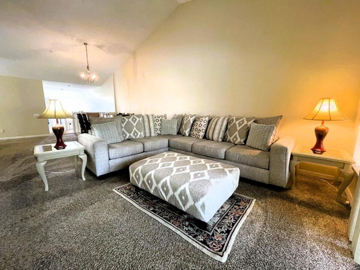 Ventura Village Grove Townhome Orlando