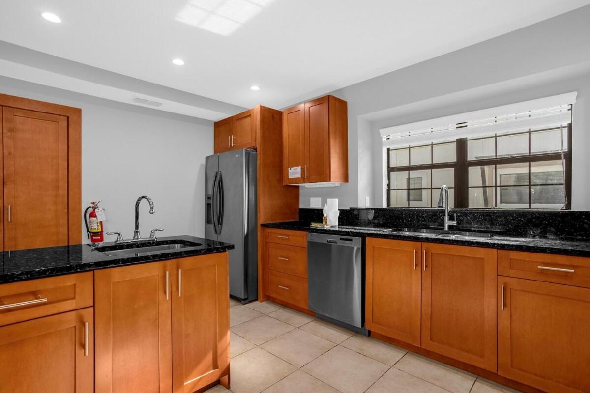 Sunny Memorial Day In Fl - Townhome By Disney! Holiday home Orlando