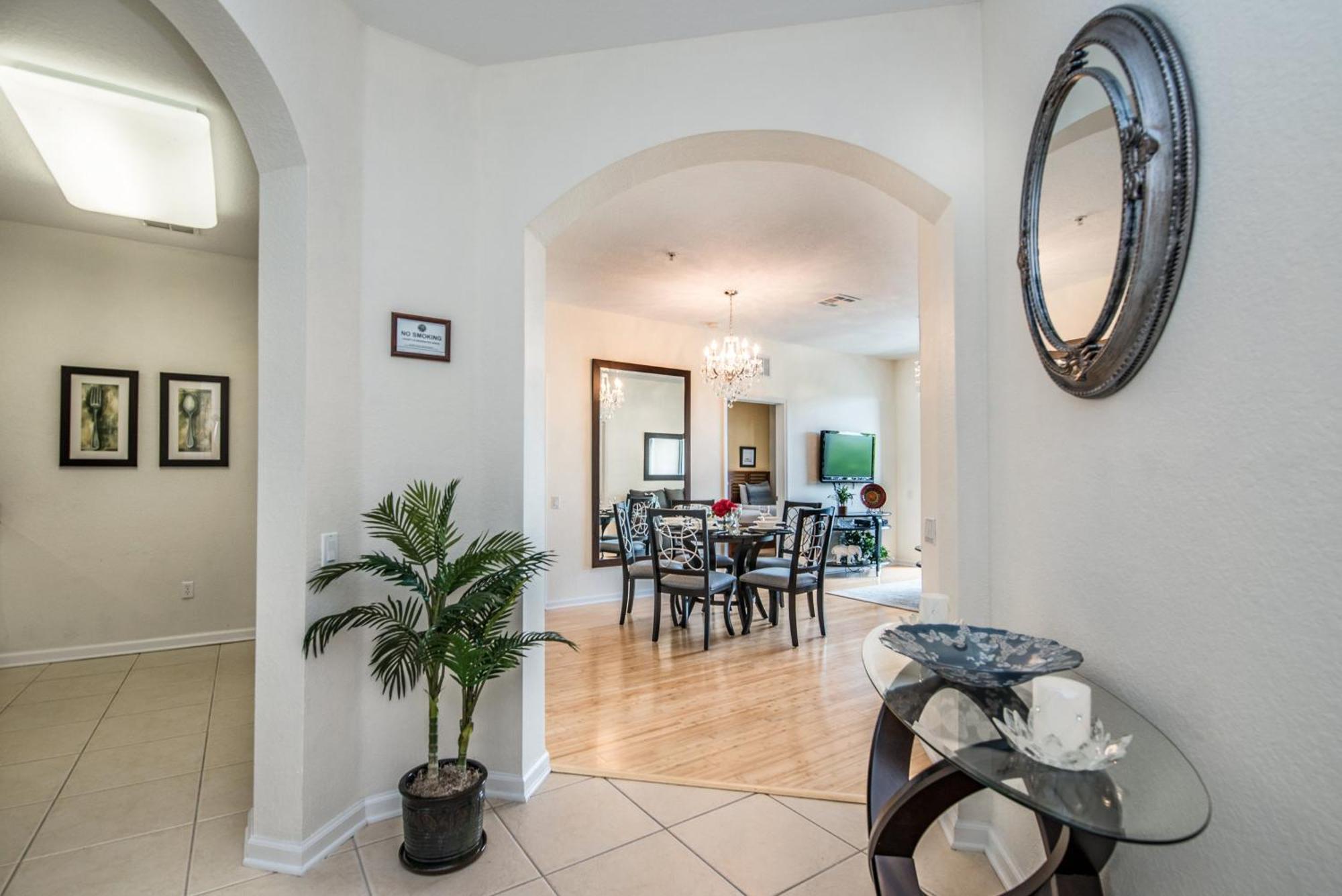 Vista Cay 77 By Apartment *