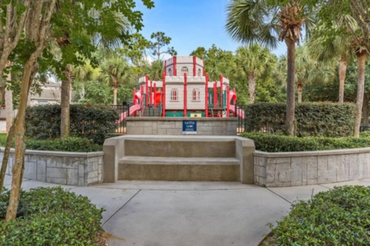 Apartment Windsor Hills Themed Condo, 2.5mi To *