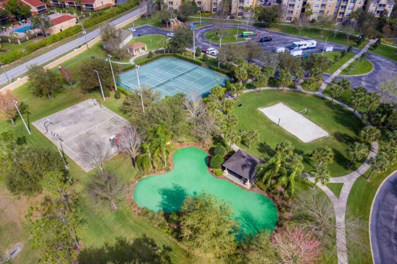 Windsor Hills Themed Condo, 2.5mi To Apartment