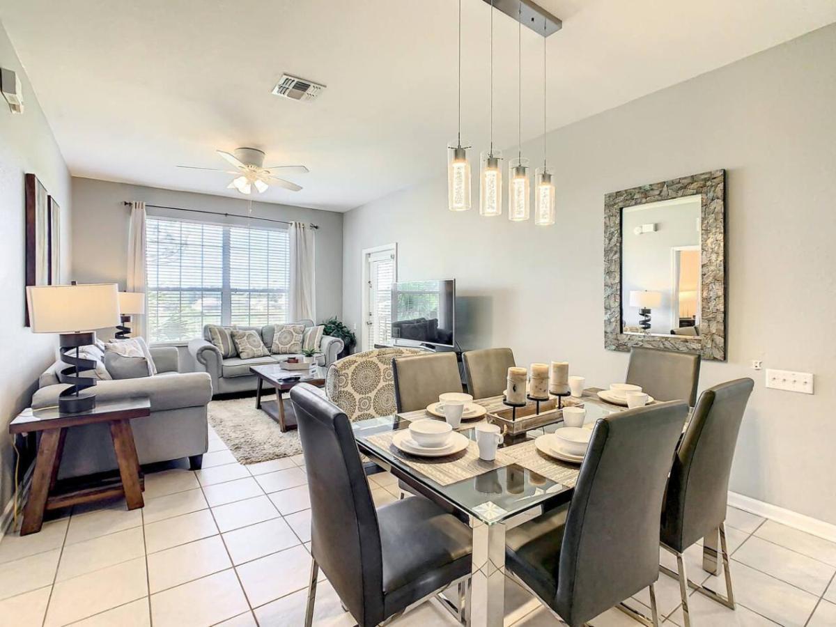 Apartment Windsor Hills Themed Condo, 2.5mi To *