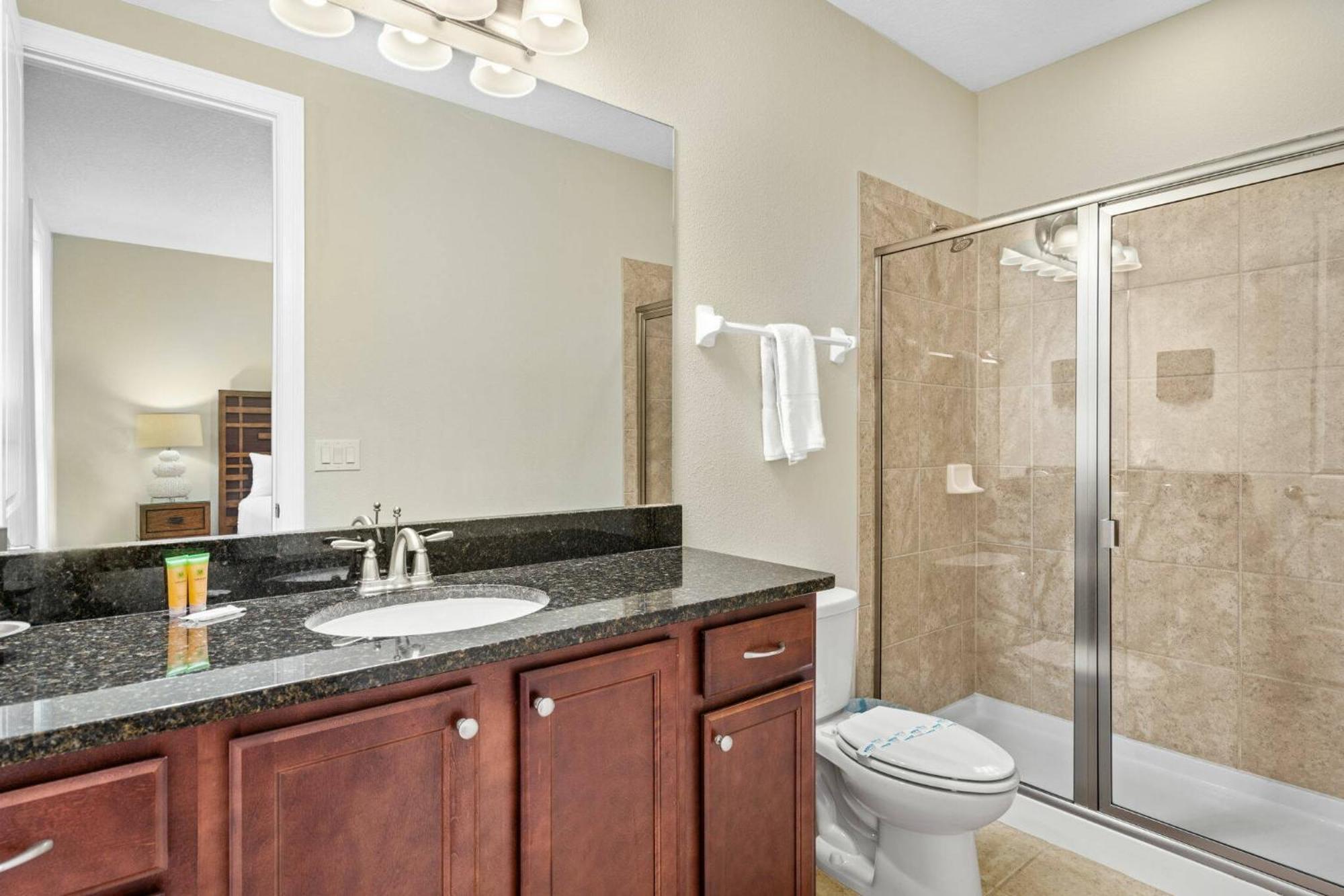 Lovely 5 Bedroom With Pool At Encore *