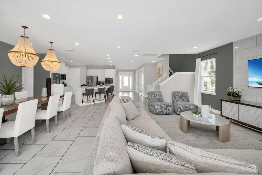 Magical 10 Bedroom Harry Potter Mansion Sleeps 30 Holiday home Orlando