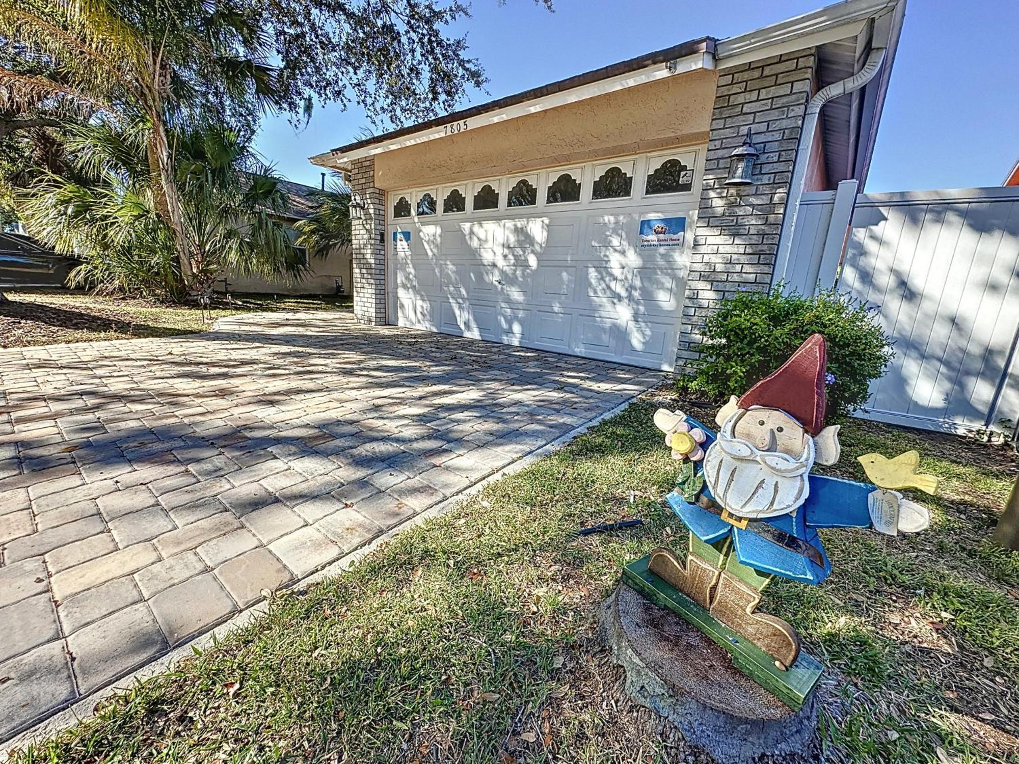 Playhouse,pool, Spa, Game Room, Holiday home *