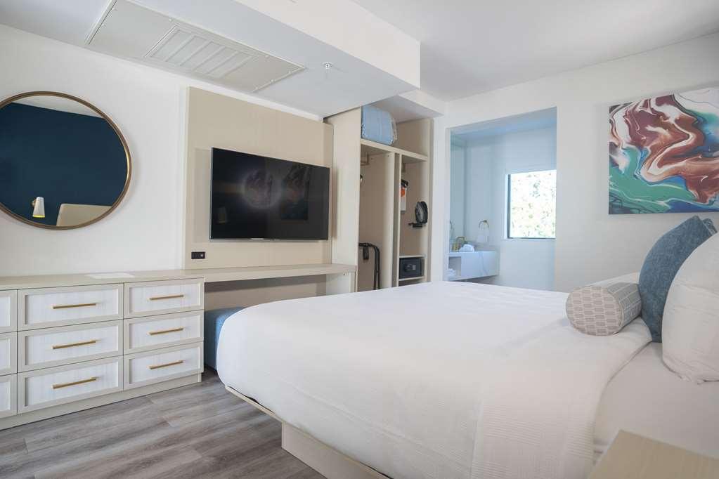 Hotel Daskk Near Universal Blvd, Ascend Collection 2*