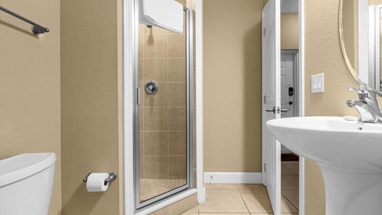 Holiday home Memorial Day - Renovated Townhome By Disney! *