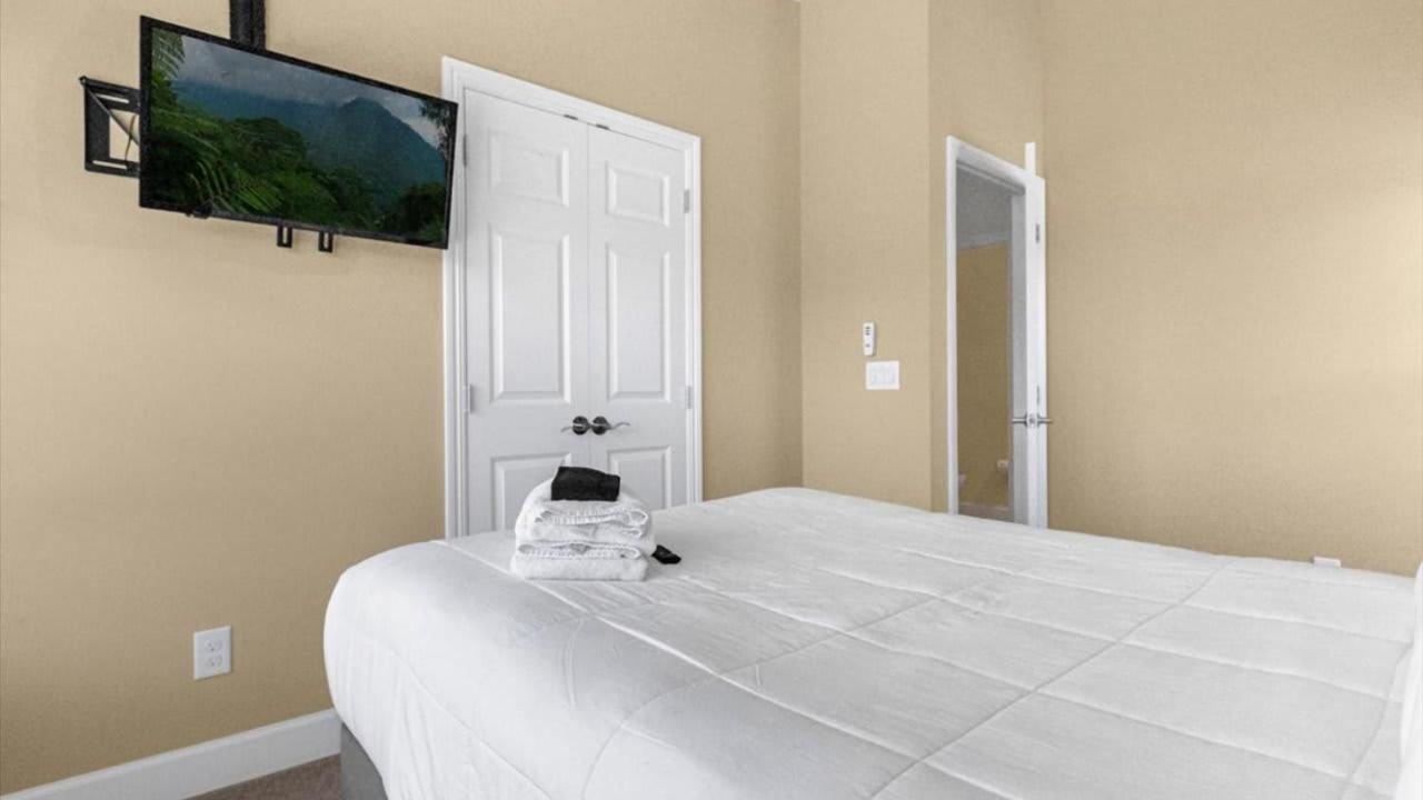 Memorial Day - Renovated Townhome By Disney! * Orlando