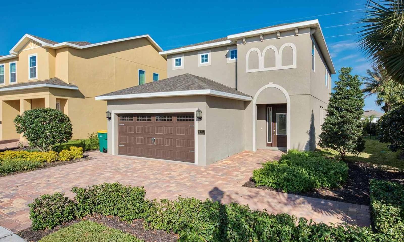 Modern 5 Bdrm With Galactic Bedroom At Encore Holiday home *