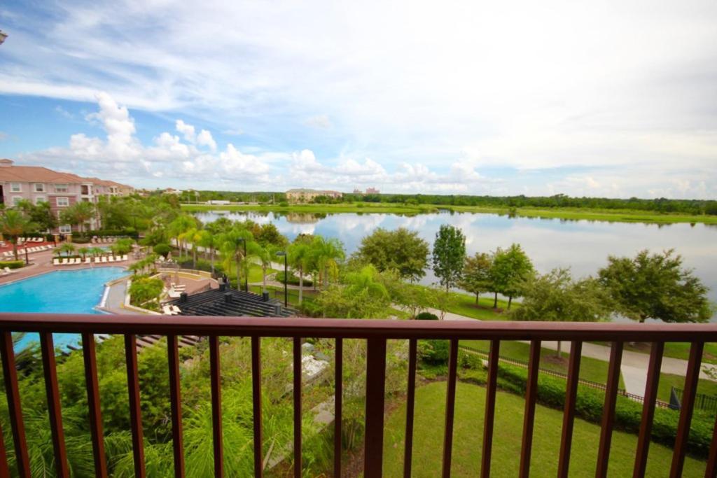 Holiday home Laguna Penthouse And Pool View Near Parks And Convention Center Orlando