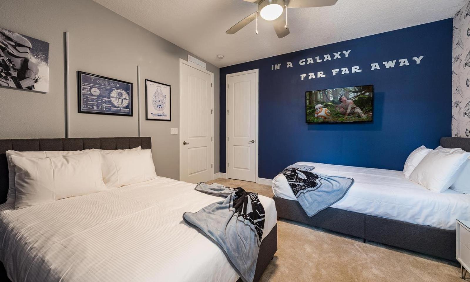 Modern 6 Bdrm Retreat With Private Pool In Encore Holiday home Orlando