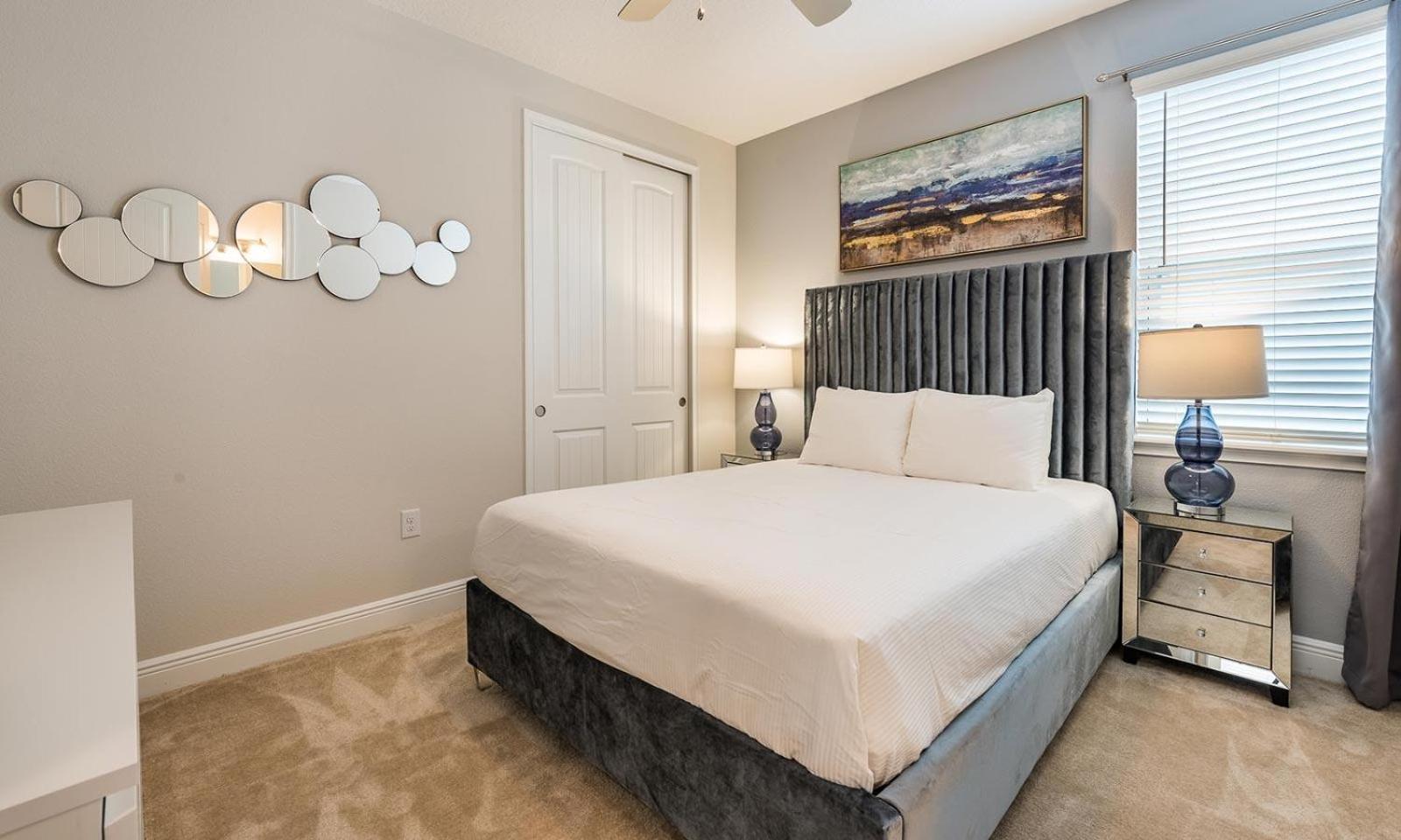 Modern 6 Bdrm Retreat With Private Pool In Encore Holiday home