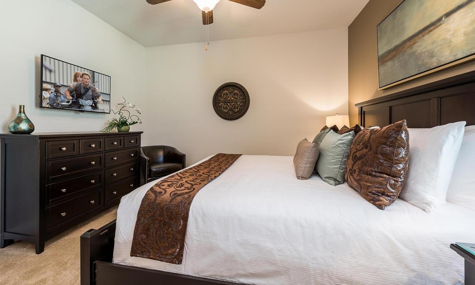 Airy 8 Bdrm Retreat With Water Park Views In Encore Holiday home Orlando