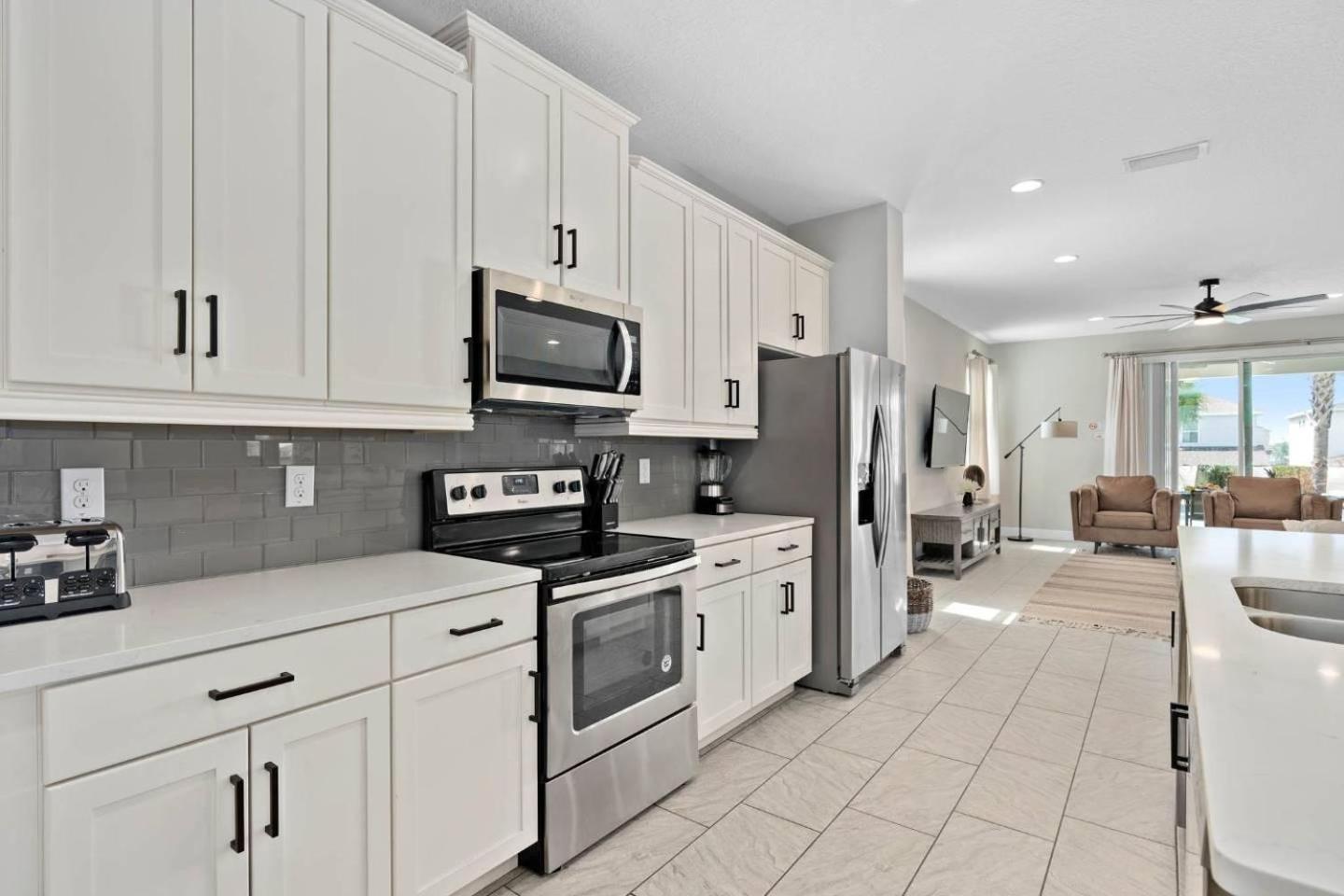 Stylish 10 Bdrm With Galactic Themed In Encore