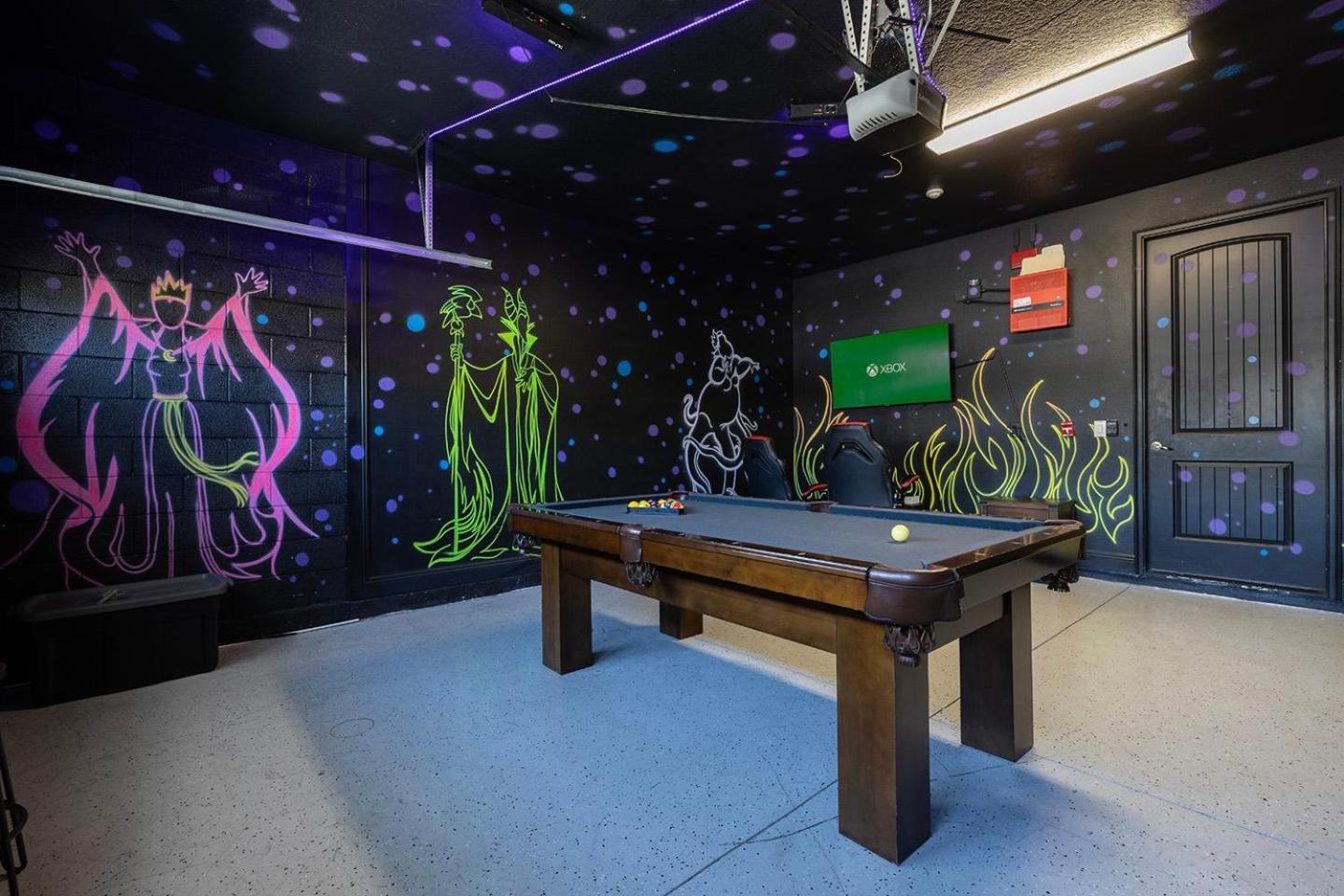 Stylish 10 Bdrm With Galactic Themed In Encore Orlando