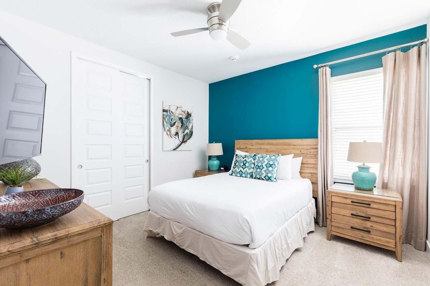 Warm 8 Bdrm With Private Pool At Encore Holiday home *