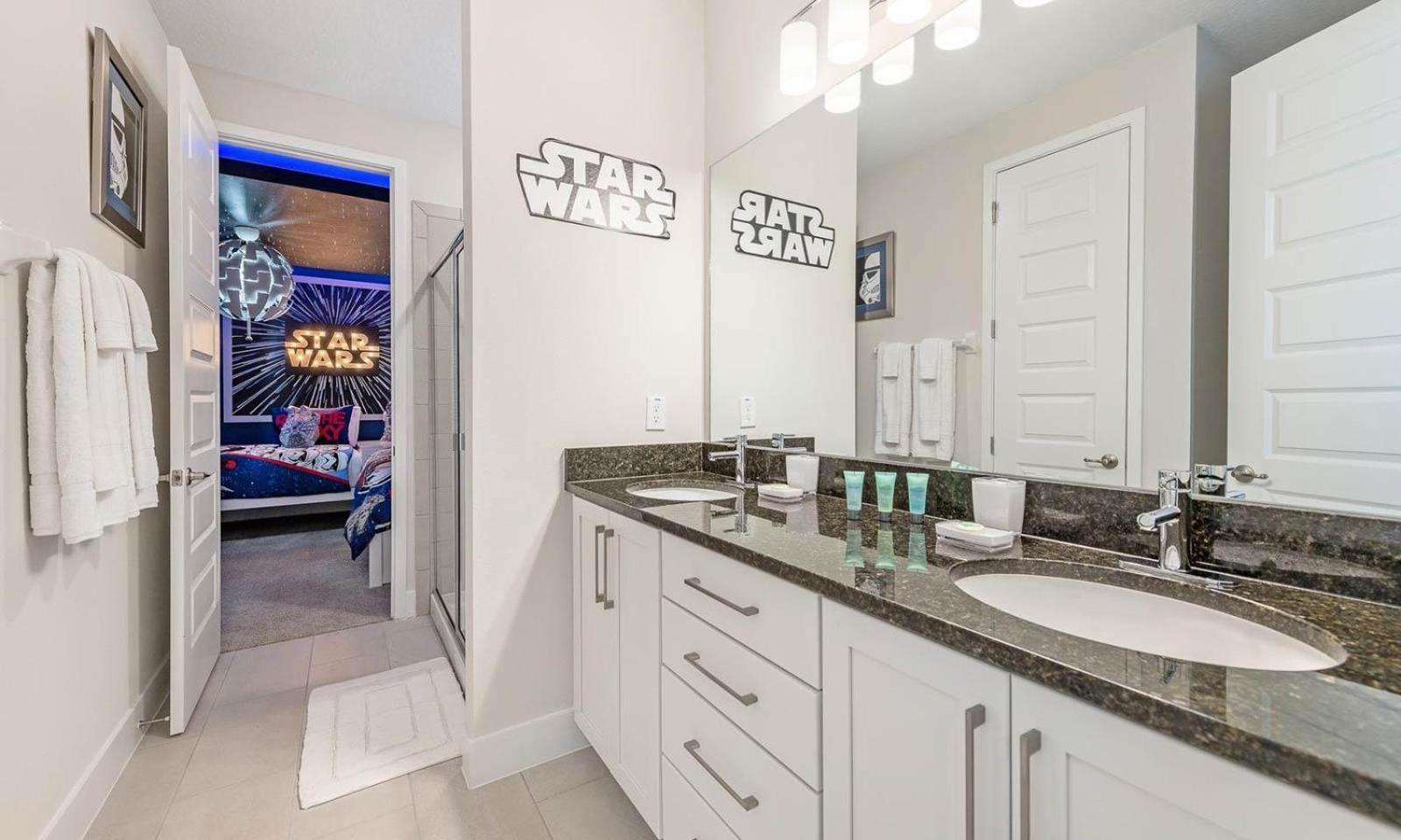 Holiday home Lavish 8 Bdrm With Themed Bedrooms At Encore