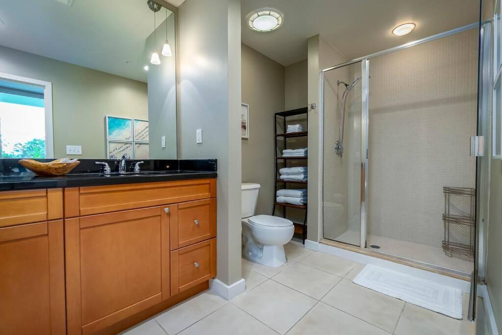 Stunning & Luxurious 2bed 2bath Open Floor Plan *
