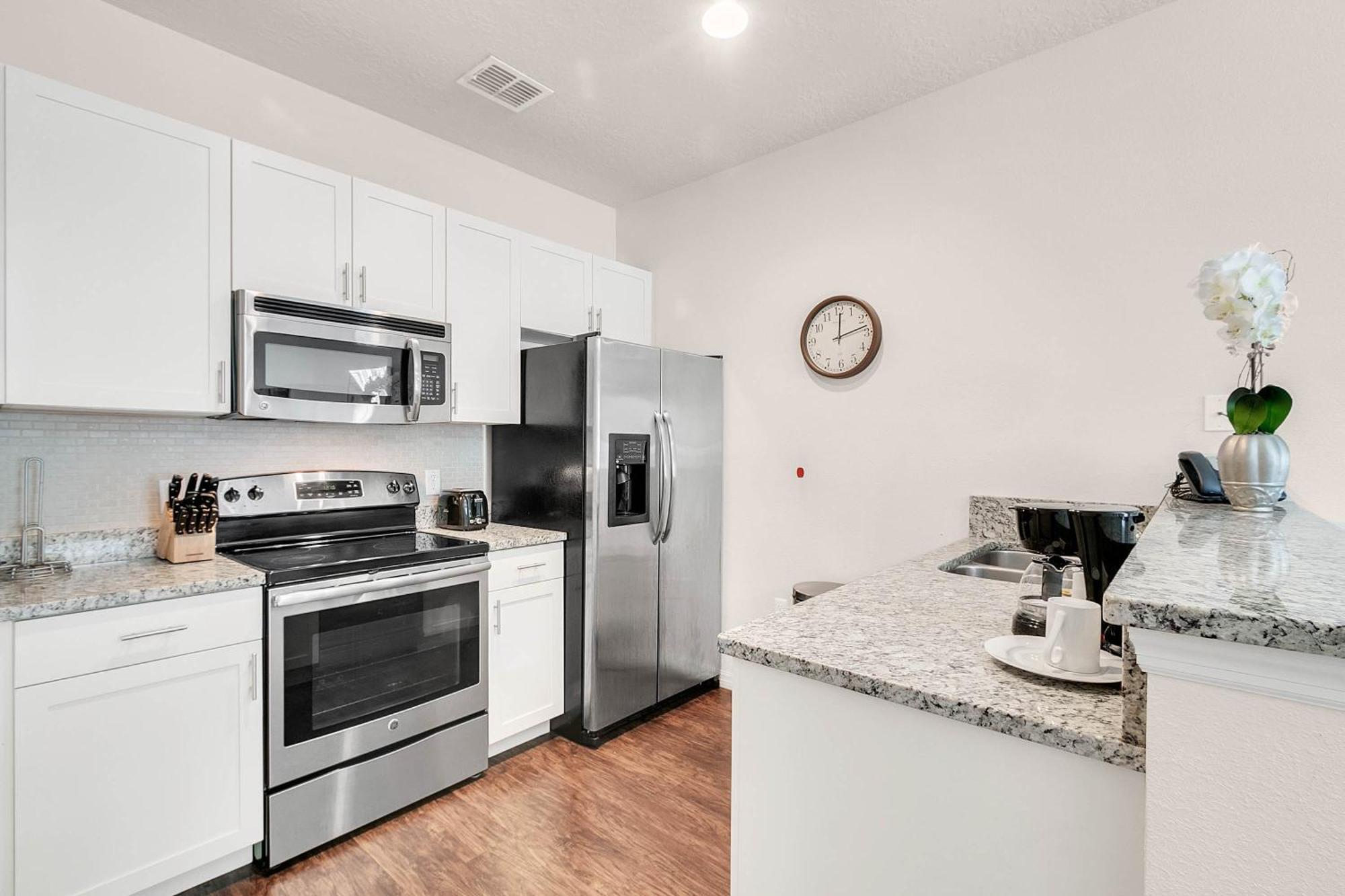 3 Bedrooms - 2 Bathrooms - Lucaya Village 18-102 Orlando