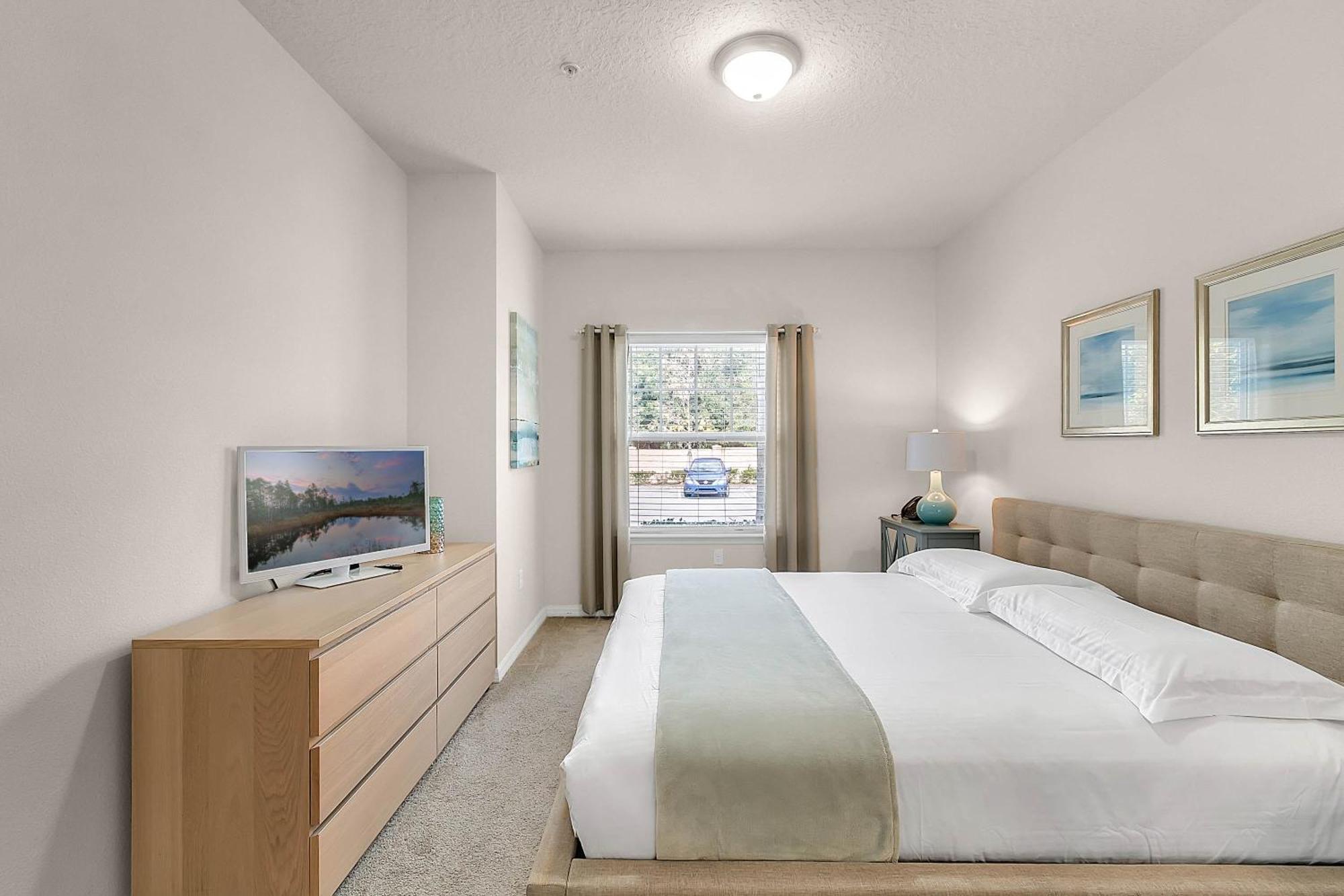 3 Bedrooms - 2 Bathrooms - Lucaya Village 18-102 * Orlando