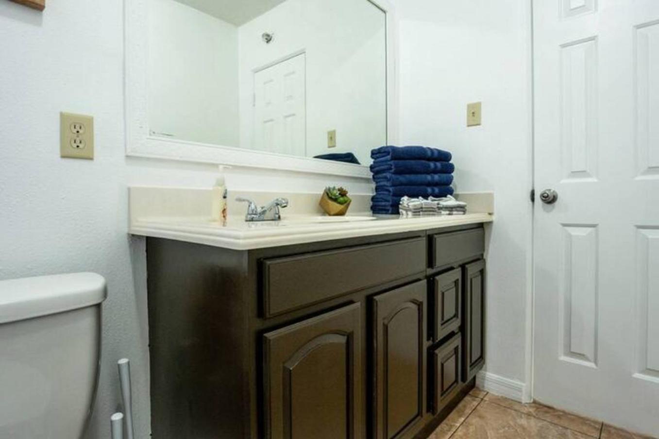 Holiday home 2br Getaway Wi-fi Ready Pets Welcome Orlando