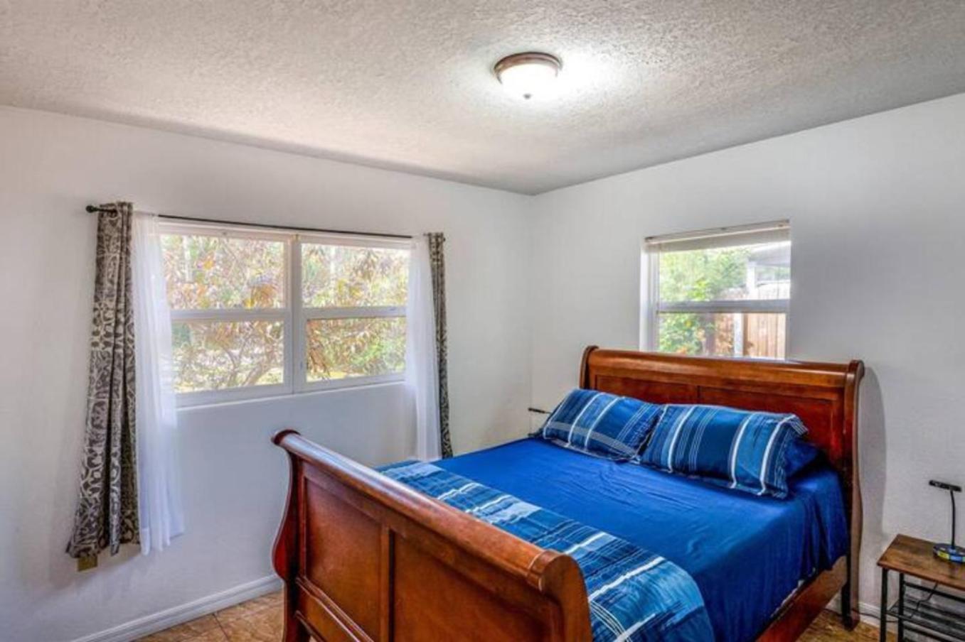 2br Getaway Wi-fi Ready Pets Welcome Holiday home *