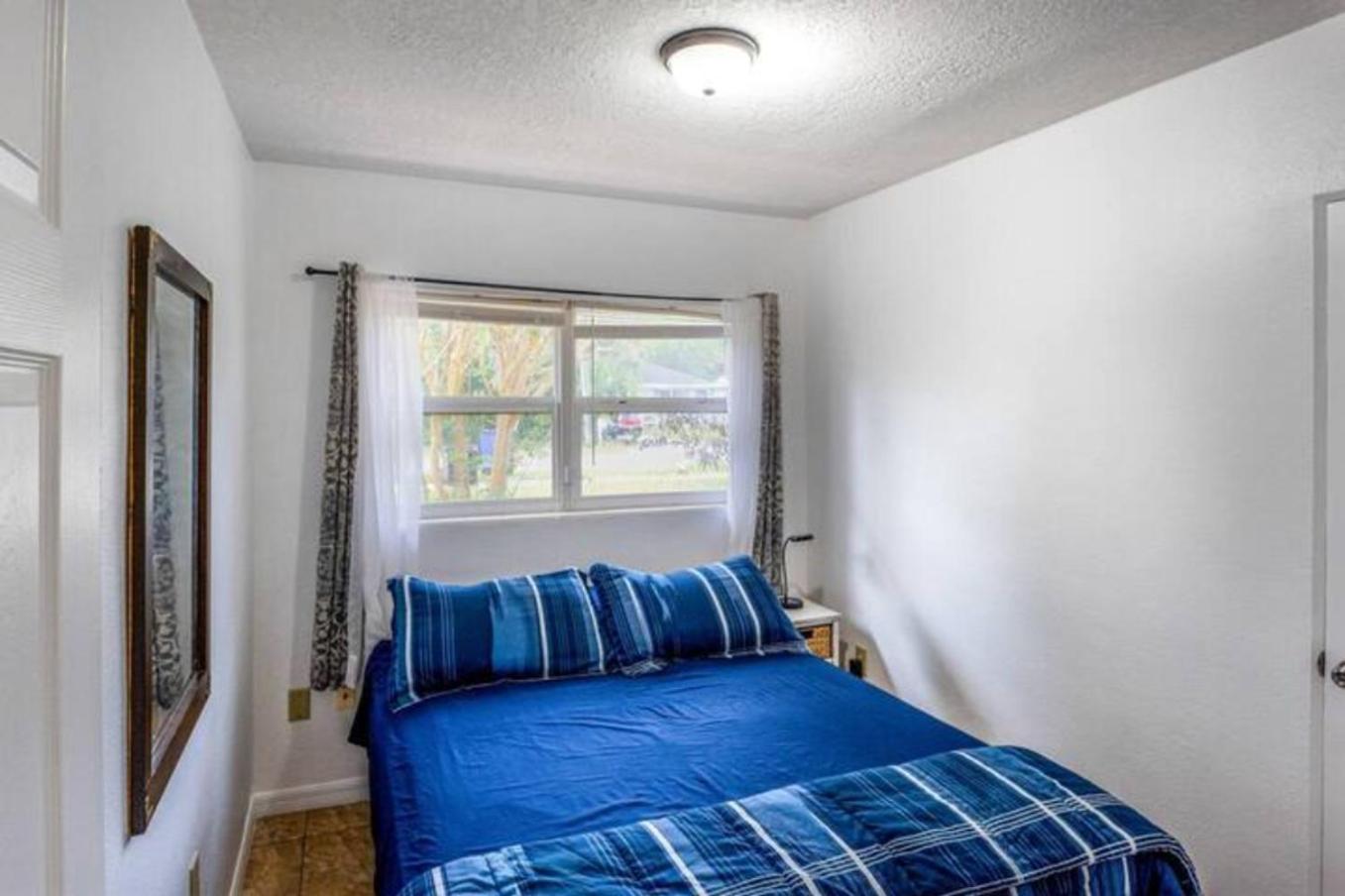 2br Getaway Wi-fi Ready Pets Welcome Holiday home Orlando