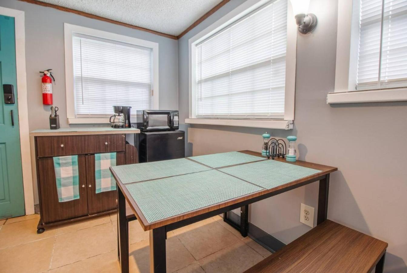 Ucf Getaway 2br Comfort Pets Welcome Holiday home *