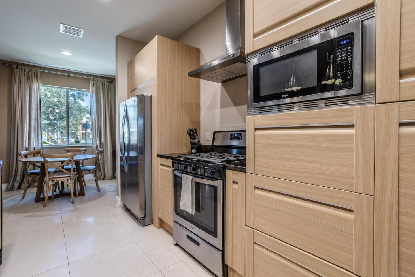 Dream 4br Near Amenities * Orlando