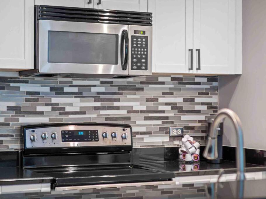 Lovely 2bdrm 2bath Thorton Park With Secure Parking * Orlando