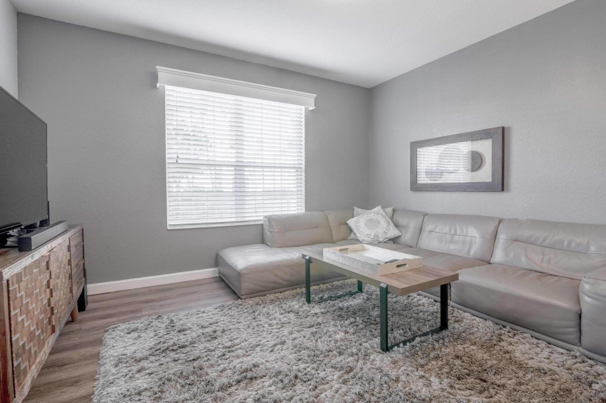 New! Gorgeous Vista Cay Luxury Secret Near Theme Parks, And Walk To The Convention Center