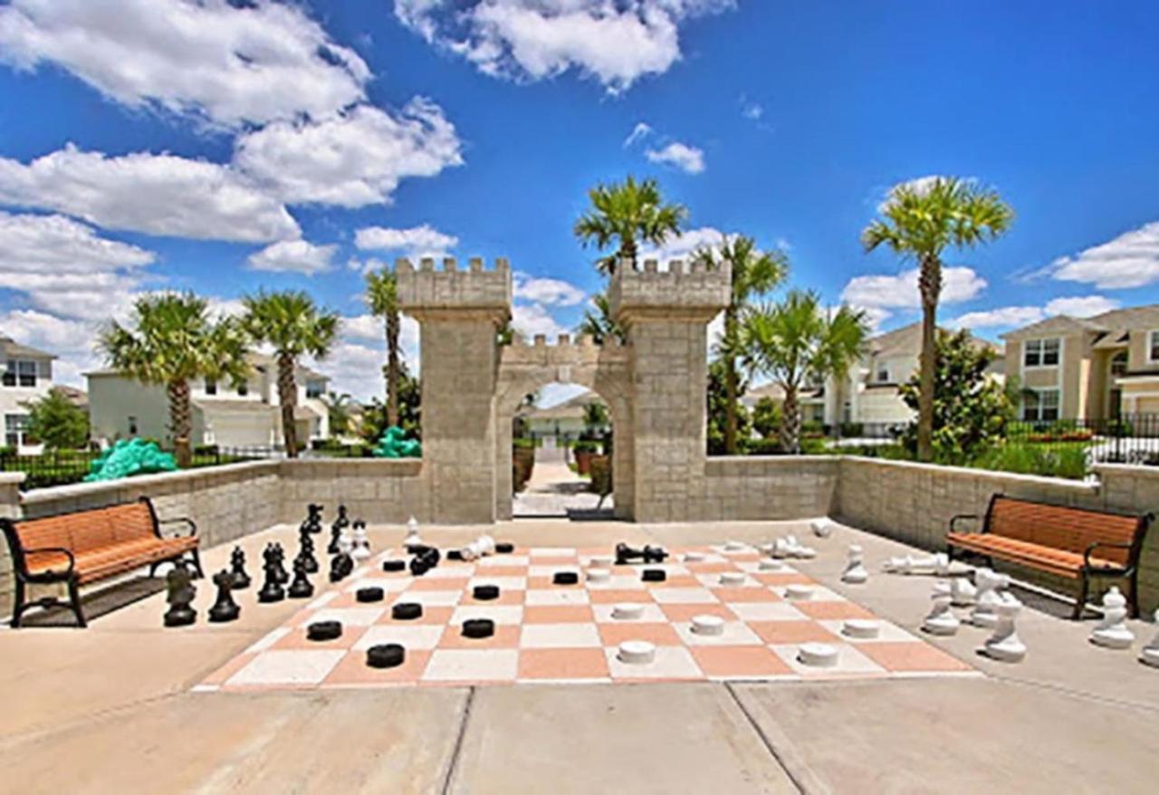Amazing In Windsor Hills Close To